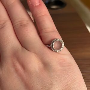 Beautiful GENUINE pink quartz ring.